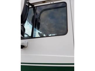 Accessoires DAF XD XF XG XG+ CF LF 106 windgeleiders visors spoilers