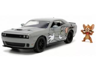 Dodge Challenger 2015 Tom & Jerry Schaal 1:24