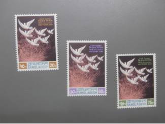Postzegels Bangladesh 1972 en 1973 / Victory Day - Martiers