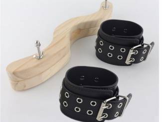 Speeltjes cbt humbler hout en pu leer