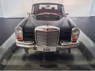 Auto's Mercedes Benz 600 (W100) 1969 Schaal 1:18