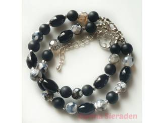 Sieraden en Tassen Armbandenset van natuursteen