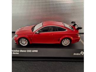 Auto's Mercedes C63 AMG Schaal 1:43