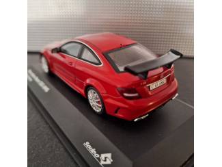 Auto's Mercedes C63 AMG Schaal 1:43