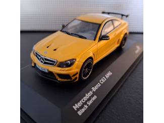 Auto's Mercedes Benz C63 AMG 2012 Schaal 1:43