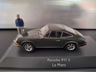 Auto's Porsche 911 S Coupe + Figuur Steve McQueen Schaal 1:43