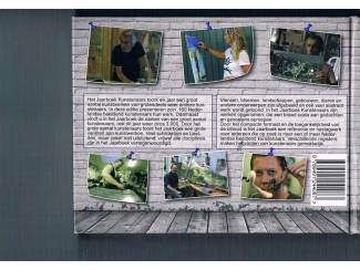 Kunst en Foto Jaarboek Kunstenaars 2015