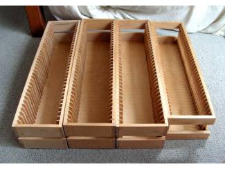 Opbergmiddelen 4 Houten CD opbergbakken voor totaal 141 CD&rsquo;s mooie staat