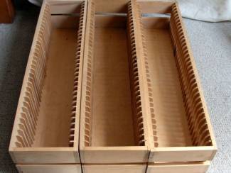 Opbergmiddelen 4 Houten CD opbergbakken voor totaal 141 CD&rsquo;s mooie staat