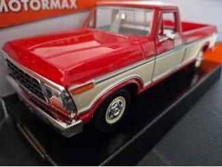 Auto's Ford F-150 Pick-up Custom 1979 Schaal 1:24