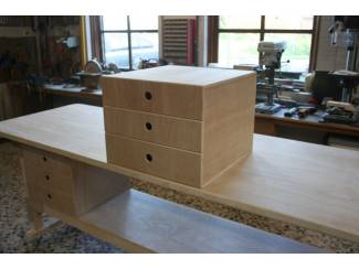 Werkbanken Stevige houten Werkbanken &ndash; werktafels - inpaktafel &ndash; tafels