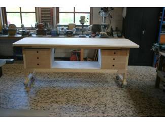 Werkbanken Stevige houten Werkbanken &ndash; werktafels - inpaktafel &ndash; tafels