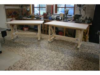 Werkbanken Stevige houten Werkbanken &ndash; werktafels - inpaktafel &ndash; tafels