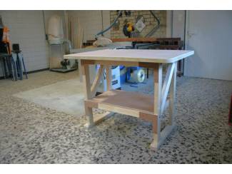 Werkbanken Stevige houten Werkbanken &ndash; werktafels - inpaktafel &ndash; tafels