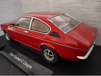 Auto's Opel Kadett C Coupe 1975 Schaal 1:18