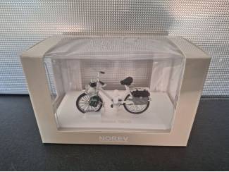 Tweewielers Solex 3800 1969 Schaal 1:18