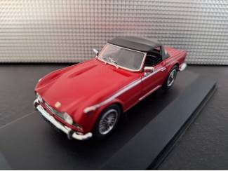 Auto's Triumph TR5 (soft top closed) Schaal 1:43