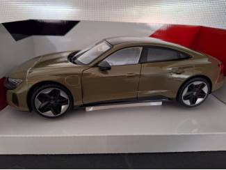 Auto's Audi RS e-Tron GT 2022 Schaal 1:18