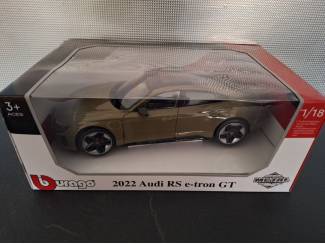 Auto's Audi RS e-Tron GT 2022 Schaal 1:18