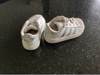 Kleding (Kinder- en Baby) Adidas schoentjes maat 20