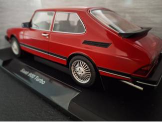 Auto's Saab 900 Turbo 1981 Rood Schaal 1:18