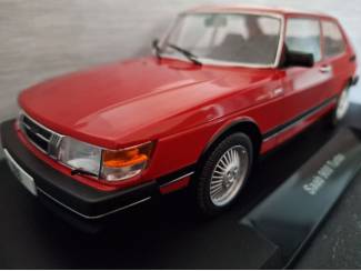 Auto's Saab 900 Turbo 1981 Rood Schaal 1:18