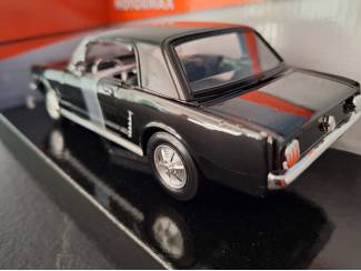 Auto's Ford Mustang Coupé Hard Top 1964 Schaal 1:24