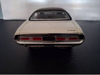 Auto's Dodge Challenger R/T 1971 Schaal 1:18
