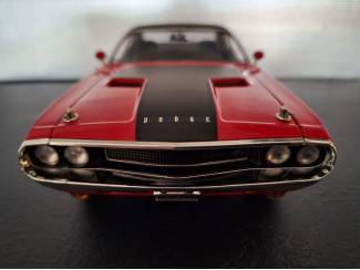 Auto's Dodge Challenger R/T 440 1970 Schaal 1:18