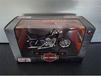 Tweewielers Harley-Davidson FXDWG Dyna Wide Glide 1997 Schaal 1:18