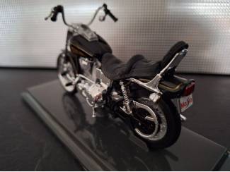 Tweewielers Harley-Davidson FXDWG Dyna Wide Glide 1997 Schaal 1:18