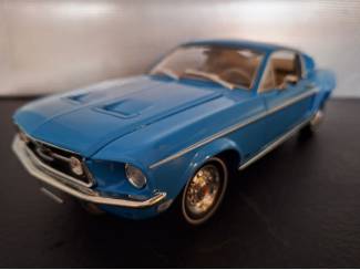 Auto's Ford Mustang Special Edition 1968 Schaal 1:18