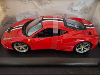 Auto's Ferrari 458 Speciale Schaal 1:18