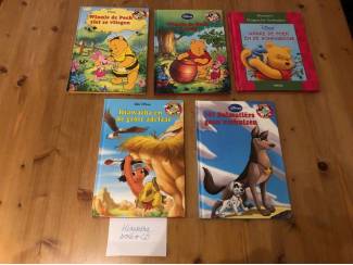 Kinderboeken Disney boekenclub : Hiawatha , Winnie de Poeh ,  101 dalmatiërs