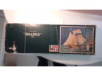Modelbouw Bouwdoos van het zeilschip "SHARK", maker Sergal uit Italie.