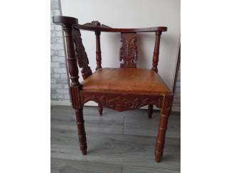 Meubels Antieke stoel