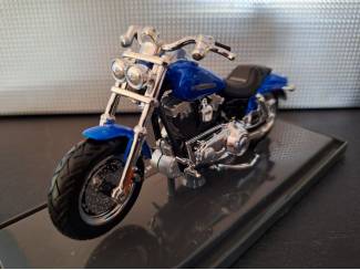 Tweewielers Harley-Davidson FXDFSE CVO Fat Bob 2009 Schaal 1:18