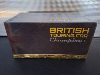 Auto's BMW 320SI E90 #4 Champion Schaal 1:43