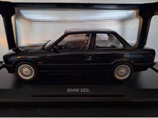 Auto's BMW 325i 1988 Schaal 1:18
