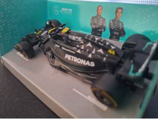 Formule 1 Mercedes Benz AMG W14 #44  2023 L. Hamilton Schaal 1:43