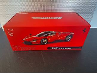 Auto's Ferrari Daytona SP3 Signature Schaal 1:18