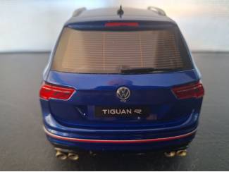 Auto's Volkswagen Tiguan R 2021 Schaal 1:18