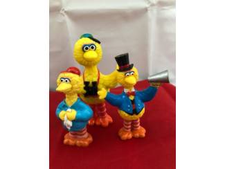 Poppetjes en Figuurtjes Sesamstraat Amerikaans Bigbird ( gele vogel Sesamstraat) 3 figuur