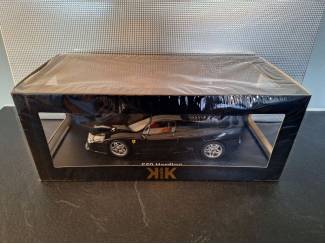 Auto's Ferrari F50 Hard Top 1995 Schaal 1:18