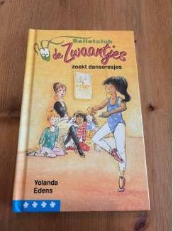 Balletclub de Zwaantjes zoekt danseresjes (Y.Edens ) avi 7