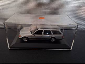 Auto's Mercedes Benz 300TE (S124) 1990 Schaal 1:43