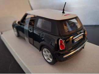 Auto's Mini Cooper Donker groen Schaal 1:24
