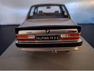 Auto's BMW Alpina B10 3.5 Zilver Schaal 1:18