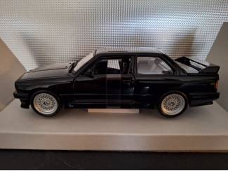 Auto's BMW M3 E30 1990 Schaal 1:24