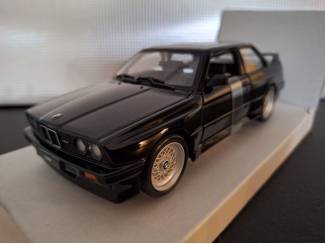 Auto's BMW M3 E30 1990 Schaal 1:24